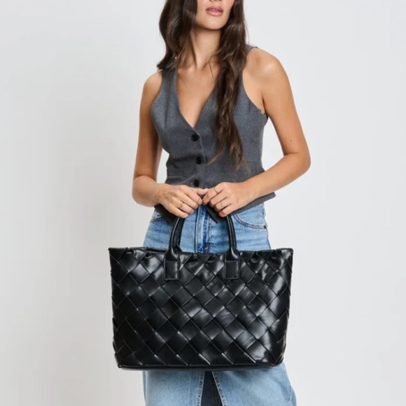 Moda Luxe Adeline Tote Vegan Leather Black Large Shoulder Bag Purse NWT - Picture 1 of 16